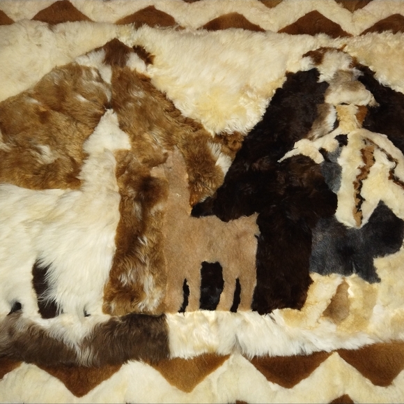 Alpaca Rug - Picture 3 of 3